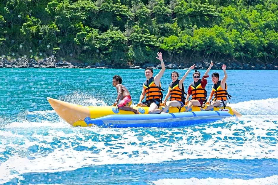 KAHUNG BEACH HALF DAY TRIP BY SPEED BOAT