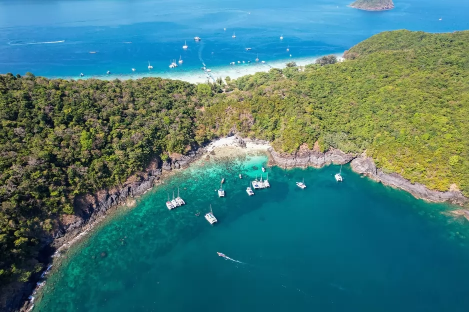 KAHUNG BEACH (CORAL ISLAND) & SUNSET PROMTHEP CAPE BY CATAMARAN